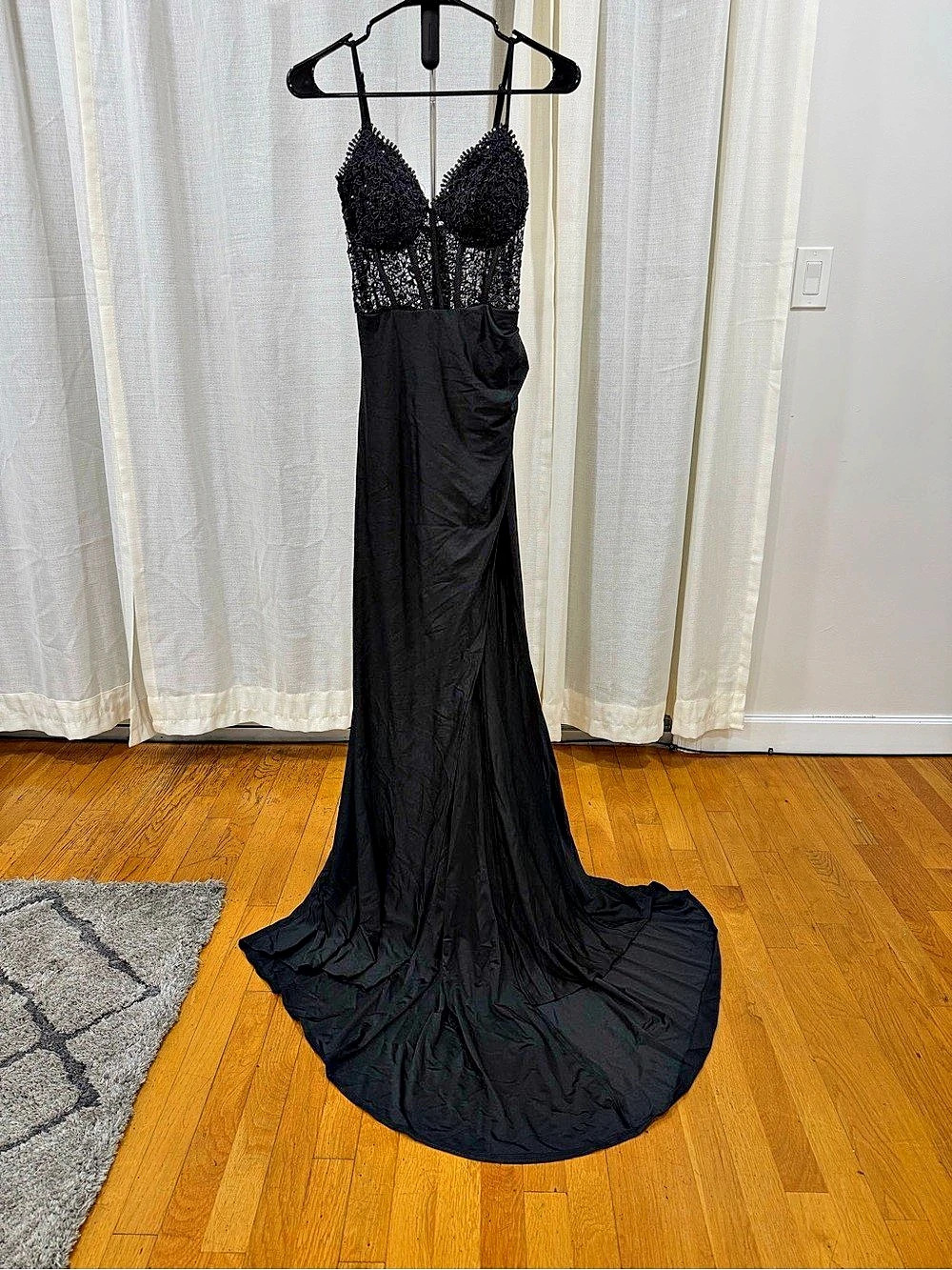 B. Darlin Black Lace Maxi Dress Size 6 Like New